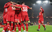 随着利物浦2-0维拉，曼城1-2连败，英超最新积分榜出炉：争冠变天