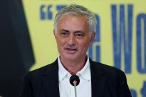 英超三雄欧战爆发，穆帅逆袭彰显足坛新活力