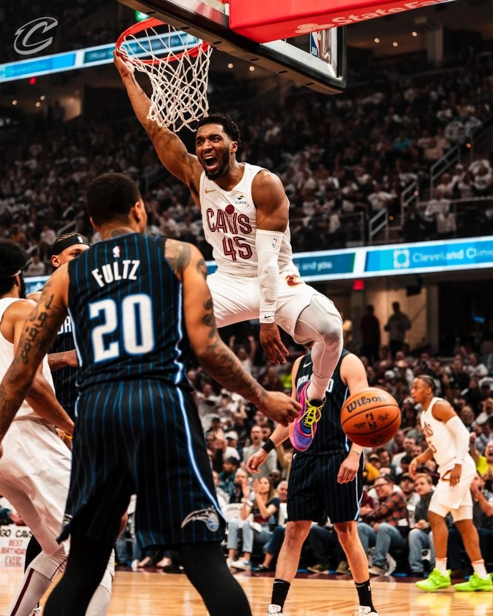 NBA赛场激战连连，精彩瞬间回顾，热门赛事大盘点  第3张