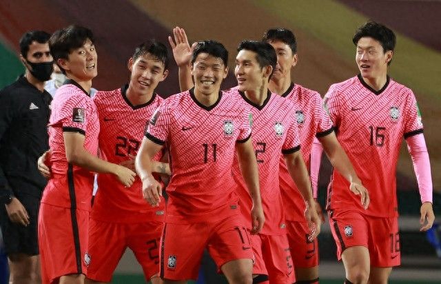 亚洲杯预选赛16强已出其5，4队出局，15支球队争夺最后11个席位！  第1张