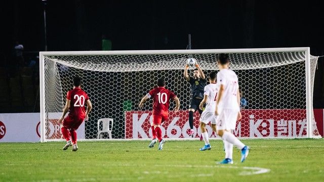 亚洲杯预选赛16强已出其5，4队出局，15支球队争夺最后11个席位！  第3张